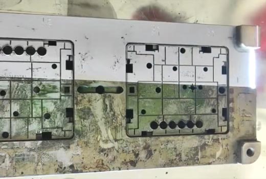 كفاءة إزالة الصدأ لمزيل الصدأ بالليزر